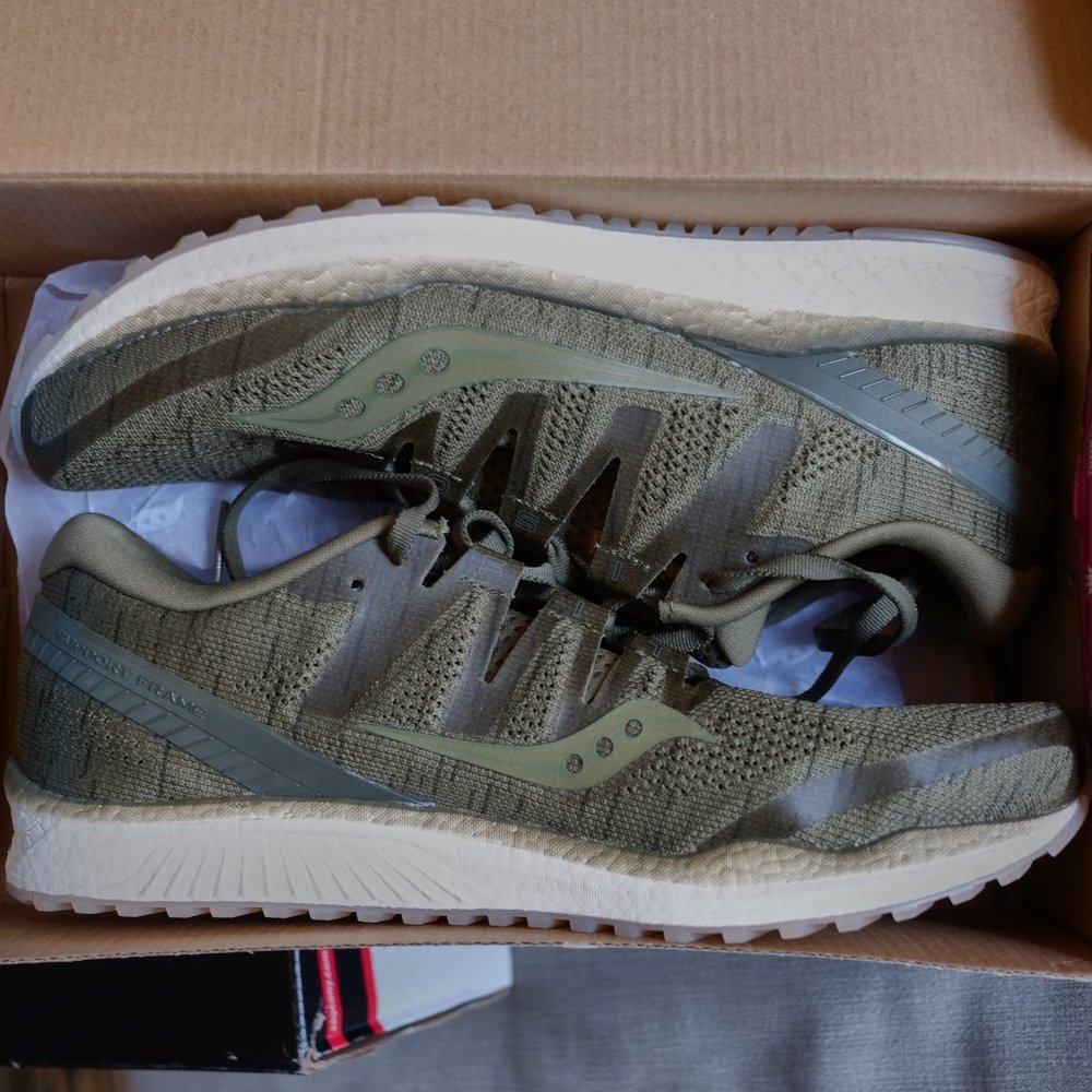 Saucony Freedom ISO 2 size 10.5